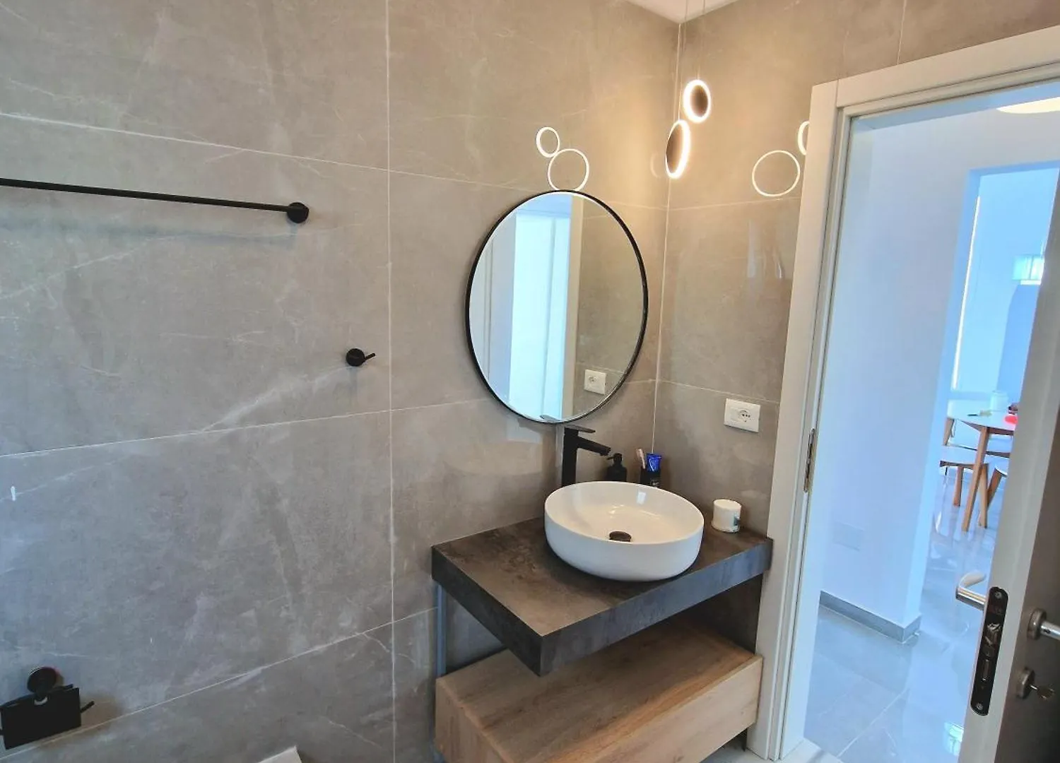 New Beachfront Apartment Pirali In Saranda City